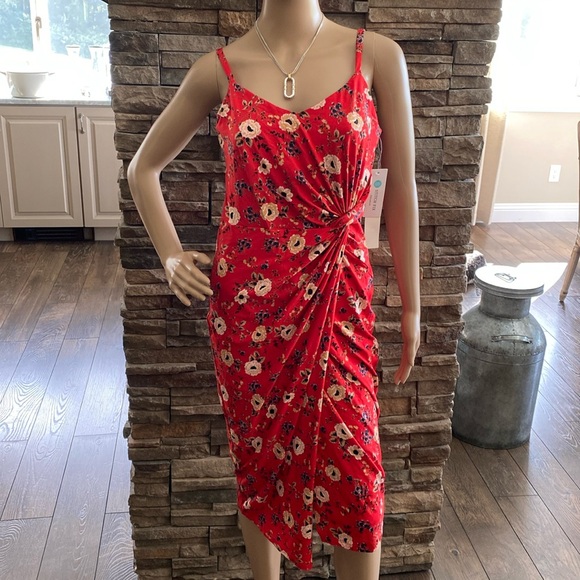 nine britton Dresses & Skirts - Nine Britton Asymmetrical Dress